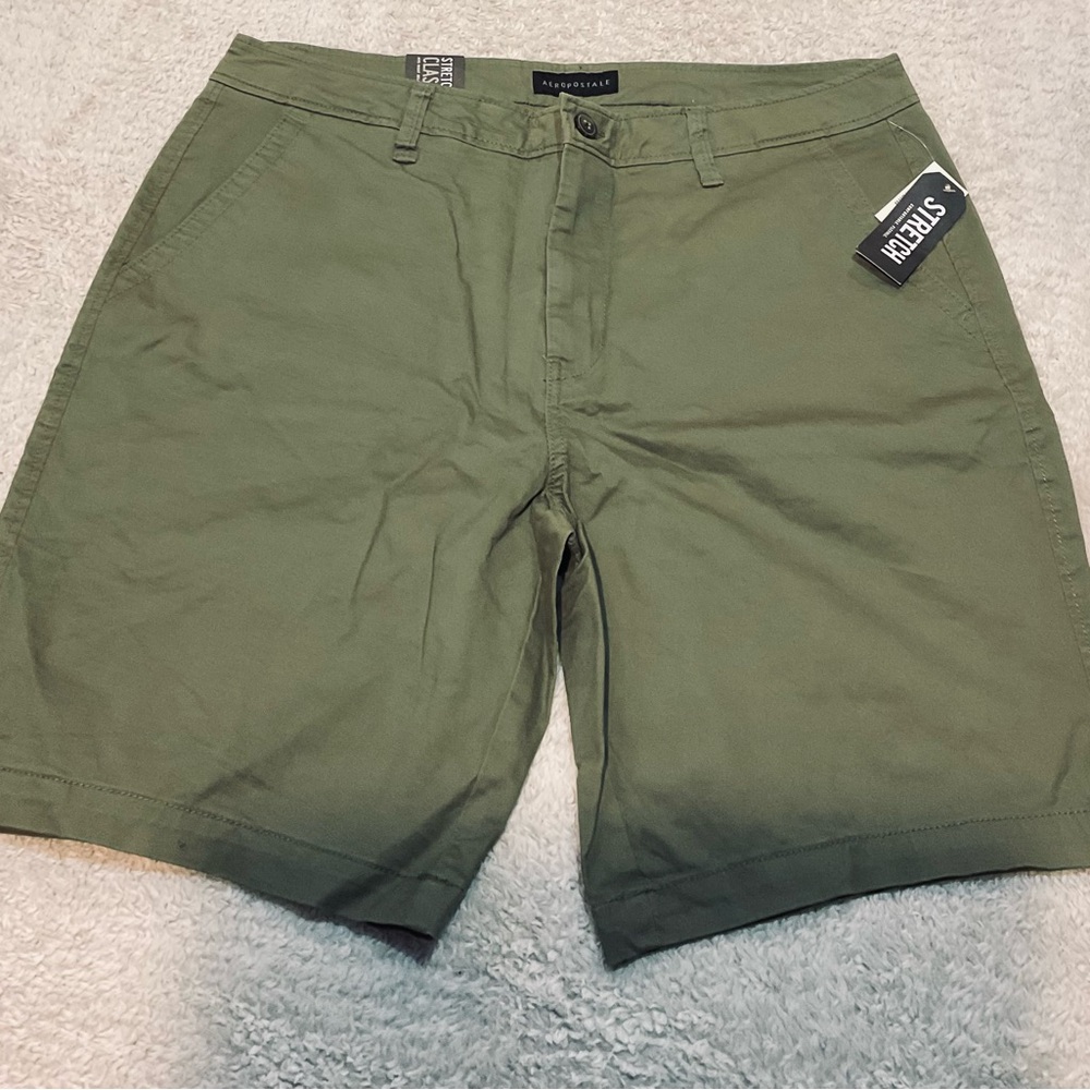 Aeropostale Men's Green Shorts Size 36 *NEW*